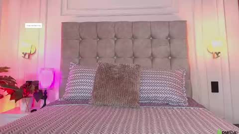 GabyEvans online show from April 27, 2026, 12:03 pm