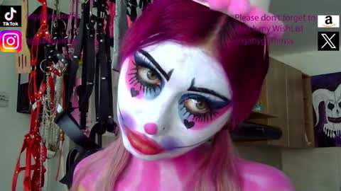 gabygumms online show from October 12, 2025, 1:54 pm