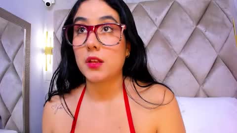 Gaby  online show from December 17, 2025, 12:22 pm