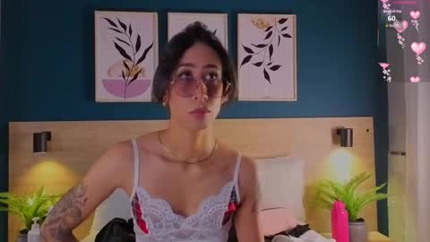 Gaby online show from September 21, 2025, 1:57 pm