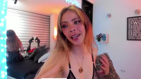 Gabby online show from November 10, 2025, 4:22 am