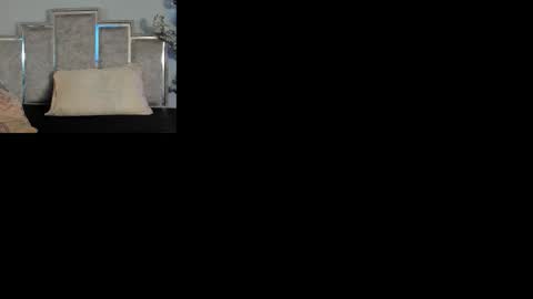 gabyyjones online show from November 21, 2025, 11:53 am