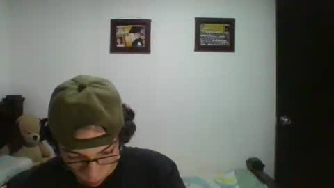 Snapshot of gadiel_sex chatting on March 4, 2025, 9:00 pm gadiel_sex online show from March 4, 2025, 9:00 pm