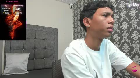 Snapshot of gael_d4v7 chatting on April 5, 2026, 7:22 pm Gael online show from April 5, 2026, 7:22 pm