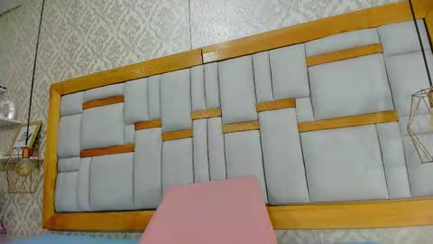 galaanderson online show from October 24, 2025, 11:39 am