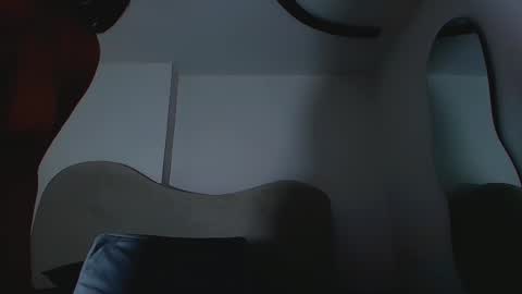 galaanderson online show from November 22, 2025, 12:26 pm