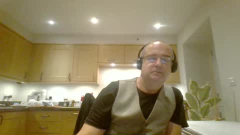 Snapshot of galacx chatting on December 8, 2024, 6:39 pm galacx online show from December 8, 2024, 6:39 pm