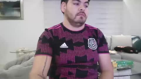 Snapshot of galoricardo10 chatting on February 26, 2026, 7:51 am galoricardo10 online show from February 26, 2026, 7:51 am