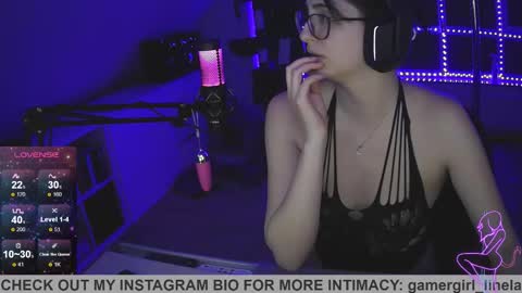 Snapshot of gamergirl_linela chatting on October 13, 2025, 12:43 am gamergirl_linela online show from October 13, 2025, 12:43 am