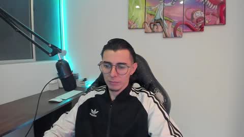 Snapshot of gametommy chatting on January 21, 2025, 8:11 pm Tommy online show from January 21, 2025, 8:11 pm