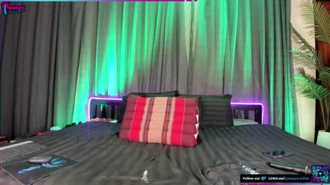 Snapshot of gandamitch chatting on October 19, 2025, 3:40 am Morena Mitch online show from October 19, 2025, 3:40 am