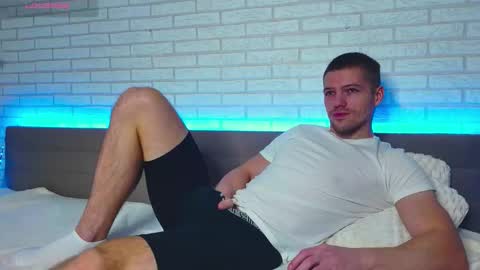 Gared online show from December 15, 2025, 8:18 am