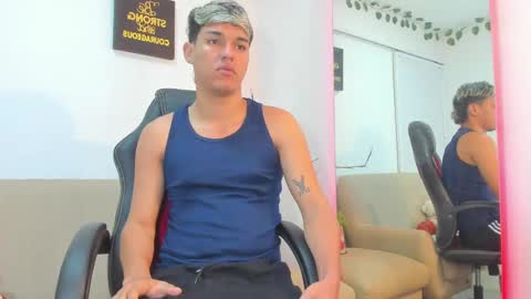 Snapshot of garrett_collins chatting on September 18, 2025, 3:08 am garret online show from September 18, 2025, 3:08 am