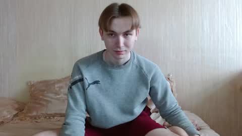 Snapshot of gary_snail33257 chatting on November 3, 2025, 9:10 am meow online show from November 3, 2025, 9:10 am