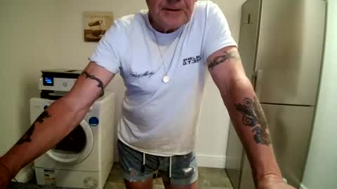 Snapshot of garybaker60 chatting on July 29, 2026, 7:56 pm Gaz online show from July 29, 2026, 7:56 pm