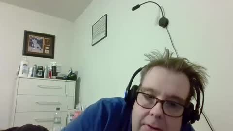 Gary online show from November 19, 2025, 4:34 am