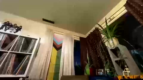 marvin pumpt online show from October 15, 2025, 1:50 am