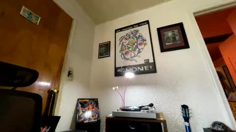 marvin pumpt online show from December 5, 2025, 6:59 pm