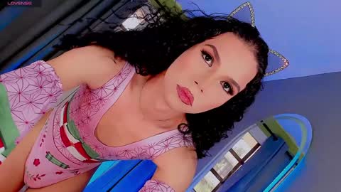 Vnecis Marn online show from January 8, 2025, 2:14 pm