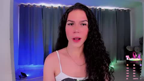 Vnecis Marn online show from April 4, 2026, 8:28 pm