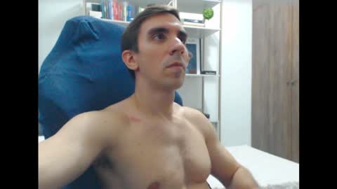 Snapshot of gatosarado23 chatting on January 18, 2025, 2:14 am gatosarado23 online show from January 18, 2025, 2:14 am