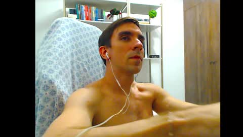 Snapshot of gatosarado23 chatting on March 7, 2025, 2:15 am gatosarado23 online show from March 7, 2025, 2:15 am