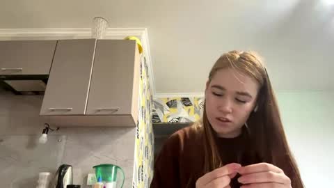 Snapshot of gaynelljacobsen chatting on April 9, 2026, 11:37 am Lana online show from April 9, 2026, 11:37 am