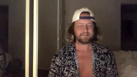 gcsurfer81 online show from October 24, 2025, 9:49 am