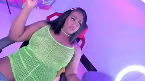 Snapshot of geanna_rose chatting on January 7, 2025, 5:12 am geanna_rose online show from January 7, 2025, 5:12 am