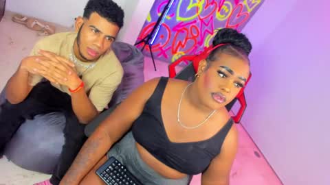 Snapshot of geanna_rose chatting on October 22, 2025, 3:29 am geanna_rose online show from October 22, 2025, 3:29 am