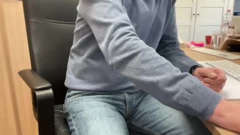 Snapshot of geertjem chatting on March 3, 2025, 12:27 pm geertjem online show from March 3, 2025, 12:27 pm