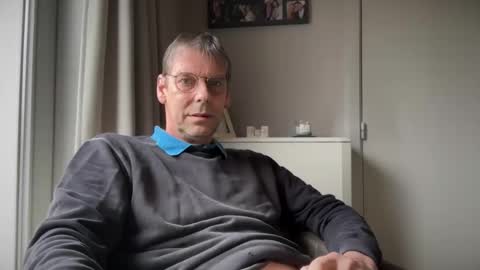 Snapshot of geertjem chatting on October 17, 2025, 9:12 am geertjem online show from October 17, 2025, 9:12 am