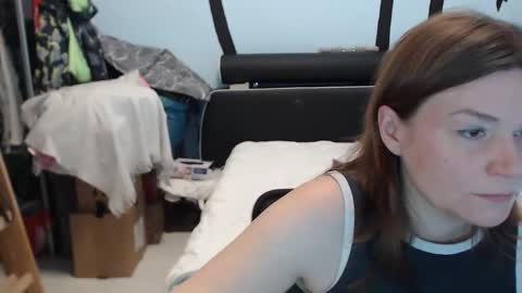 Snapshot of geilecat84 chatting on February 5, 2026, 10:42 am geilecat84 online show from February 5, 2026, 10:42 am