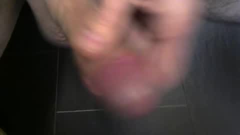 Snapshot of geileebond66 chatting on December 18, 2024, 7:36 am geileebond66 online show from December 18, 2024, 7:36 am