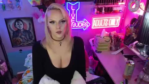 Snapshot of geishamonroe chatting on February 21, 2026, 3:40 am Geisha Monroe online show from February 21, 2026, 3:40 am