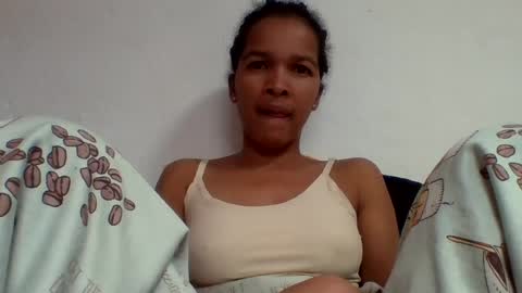 Snapshot of gelmene chatting on July 11, 2026, 7:05 pm gelmene online show from July 11, 2026, 7:05 pm