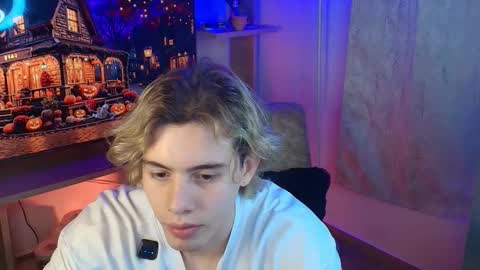 Gem Dominus online show from October 17, 2025, 2:26 am