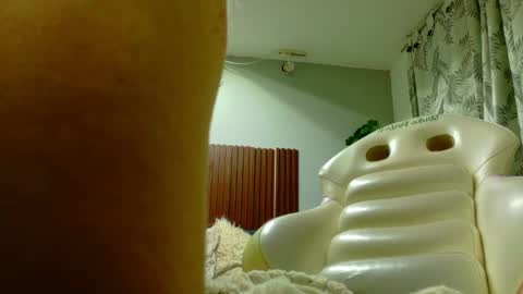 geminis_xxx1 online show from April 11, 2026, 1:21 am