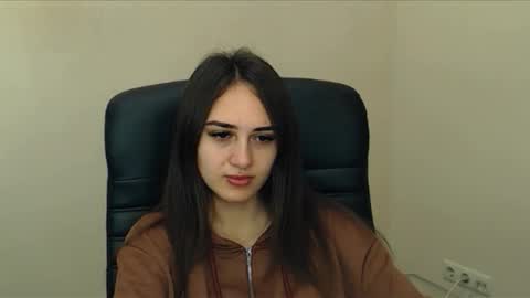 Gemma online show from November 3, 2025, 6:36 am