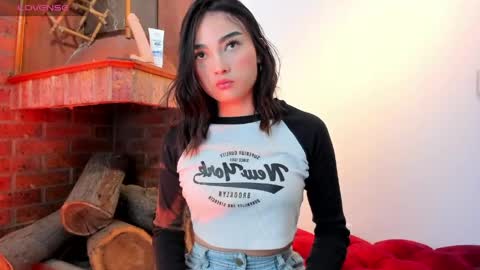 gemma_saenz online show from April 10, 2026, 9:30 pm