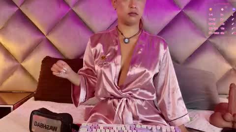 Maria  online show from December 3, 2025, 3:03 am