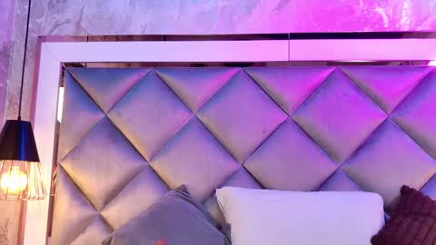 Maria  online show from December 4, 2025, 3:05 am