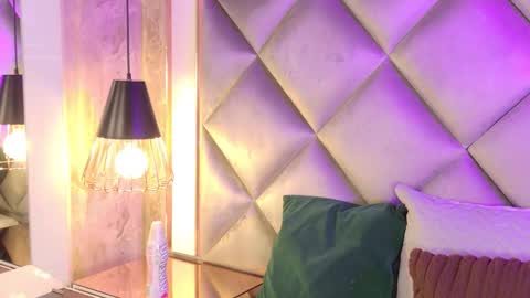 Maria  online show from January 7, 2026, 3:09 am