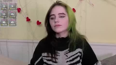 Ilona online show from October 22, 2025, 7:24 pm