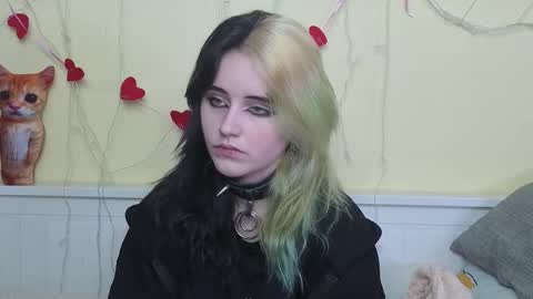 Ilona online show from October 27, 2025, 7:51 pm