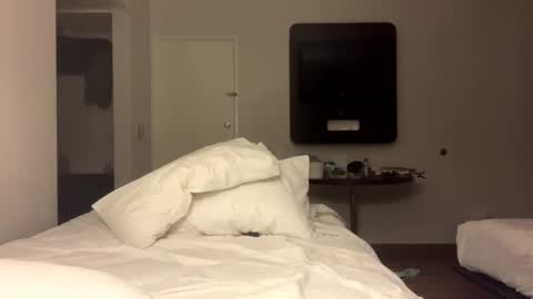 Snapshot of genderpalooza chatting on November 21, 2025, 12:26 pm Lenzy LaCanada online show from November 21, 2025, 12:26 pm