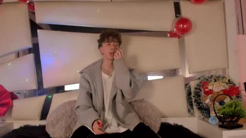 genesis_js online show from December 23, 2025, 3:48 am