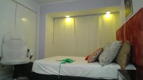 Snapshot of genesis_moretz chatting on March 6, 2025, 2:51 am GENESIS online show from March 6, 2025, 2:51 am