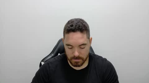 genesis_wb online show from October 22, 2025, 2:34 am