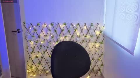 Snapshot of genet_ chatting on November 6, 2025, 1:12 pm genet_ online show from November 6, 2025, 1:12 pm